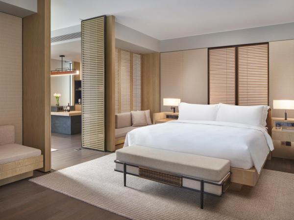 Intercontinental Shenzhen Dameisha Resort, an IHG Hotel : photo 4 de la chambre suite club avec 1 chambre lit king-size - vue sur océan