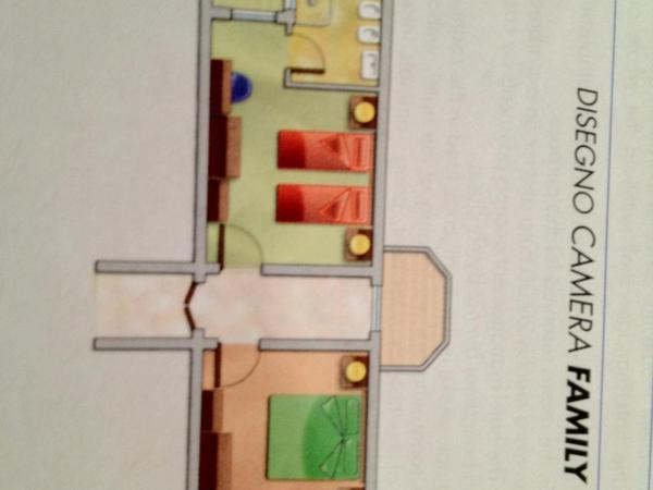 Hotel Nevada : photo 4 de la chambre chambre familiale avec accès plage (2 adultes + 2 enfants)