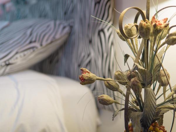 La Villa by Michel Gonet : photo 2 de la chambre chambre lit king-size