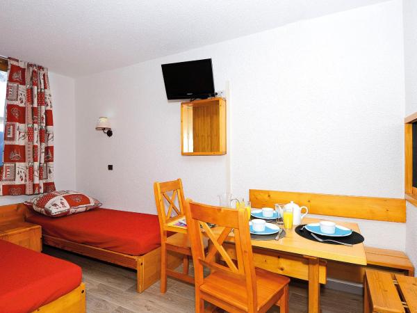 Résidence Odalys Le Hameau du Mottaret : photo 3 de la chambre studio (4 adultes)