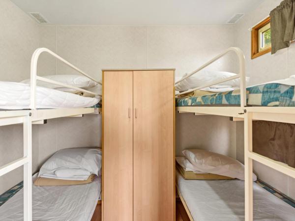 Discovery Parks - Adelaide Beachfront : photo 8 de la chambre standard 2 bedroom cabin - sleeps 6