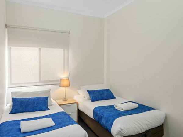 Discovery Parks - Adelaide Beachfront : photo 10 de la chambre deluxe 3 bedroom beach cabin - sleeps 6