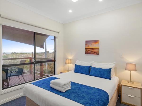 Discovery Parks - Adelaide Beachfront : photo 9 de la chambre deluxe 3 bedroom beach cabin - sleeps 6