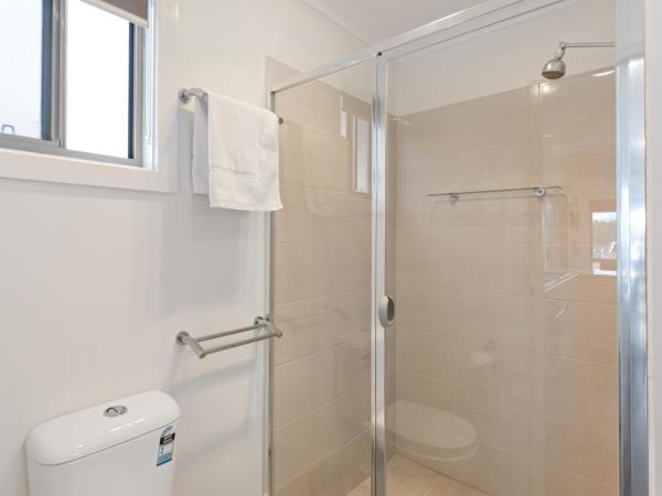 Discovery Parks - Adelaide Beachfront : photo 9 de la chambre cabine deluxe 2 chambres (6 personnes)