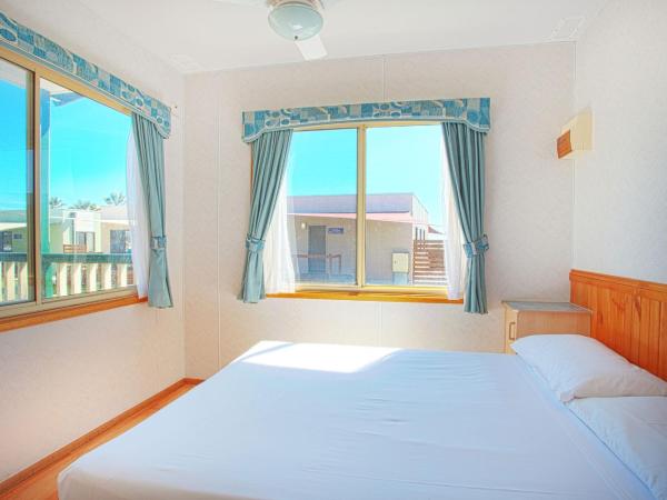 Discovery Parks - Adelaide Beachfront : photo 5 de la chambre standard 2-bedroom cabin - sleeps 6 (pet friendly)