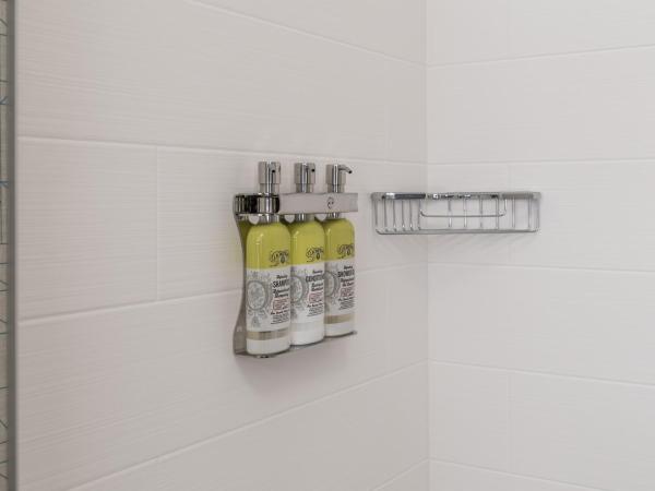 Holiday Inn Express & Suites - Saskatoon East - University, an IHG Hotel : photo 3 de la chambre chambre standard avec 2 lits queen-size