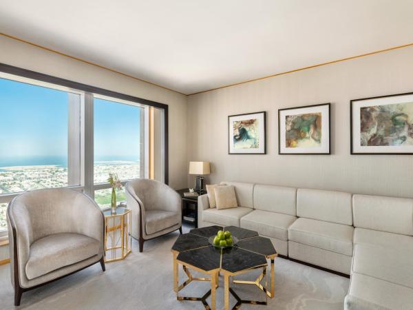 Shangri-La Dubai : photo 8 de la chambre suite club 1 chambre - accès au salon avec goûter, boissons sans alcool toute la journée, apéritifs et canapés en soirée 