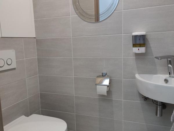 Chambre d'hôtes du Muguet avec SdB privative : photo 1 de la chambre chambre double avec salle de bains privative