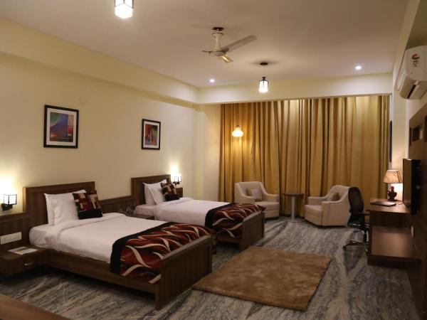 Regenta Central Mewargarh, Near Biological park : photo 5 de la chambre chambre lits jumeaux premier