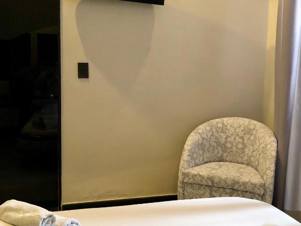 Hotel Sheik (Adults Only) : photo 6 de la chambre suite avec baignoire spa (2 adultes)