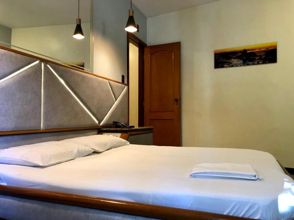 Hotel Sheik (Adults Only) : photo 7 de la chambre suite avec baignoire spa (2 adultes)