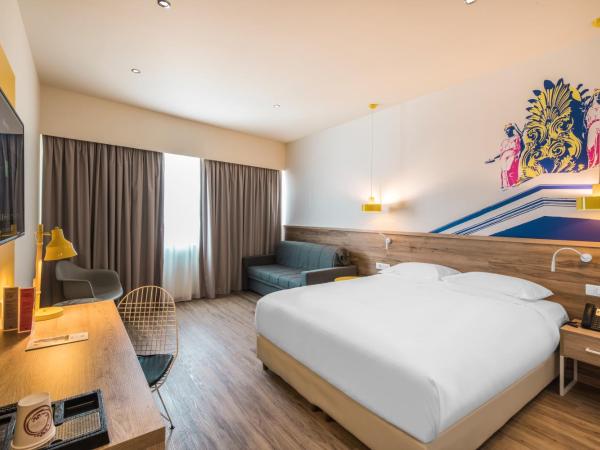 ibis Styles Athens Routes : photo 7 de la chambre chambre double ou lits jumeaux premium