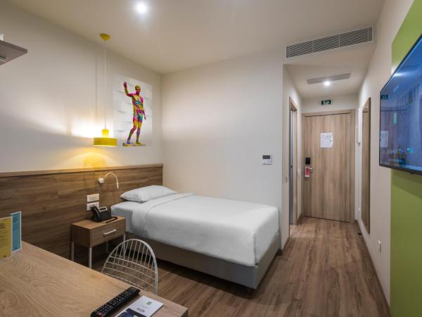 ibis Styles Athens Routes : photo 5 de la chambre chambre simple standard