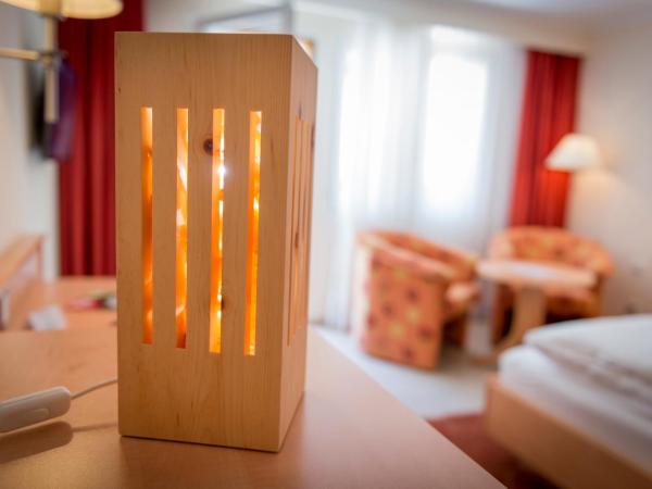 Alpenresort Eienwäldli Engelberg : photo 3 de la chambre suite familiale (2 adultes + 2 enfants)