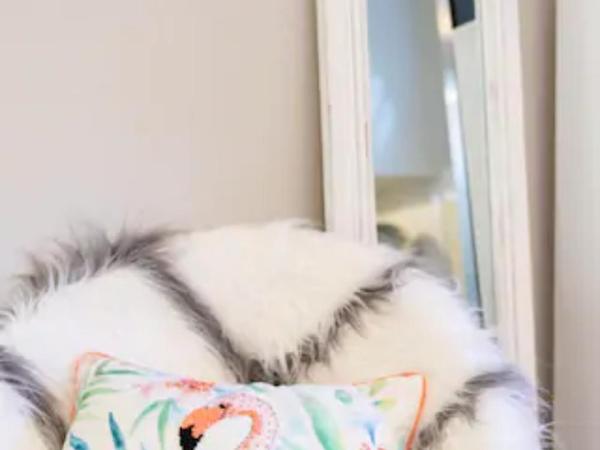 Morse Cottage : photo 2 de la chambre chambre double avec salle de bains privative