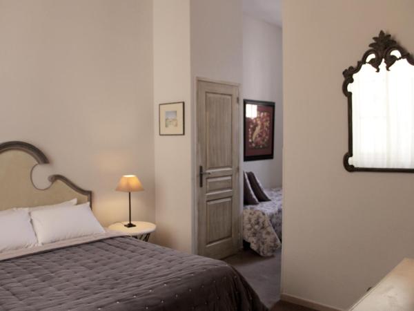 Hôtel de l'Amphithéâtre : photo 1 de la chambre chambre triple supérieure