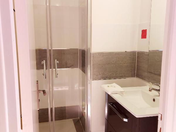 Hotel Mondial : photo 1 de la chambre chambre triple