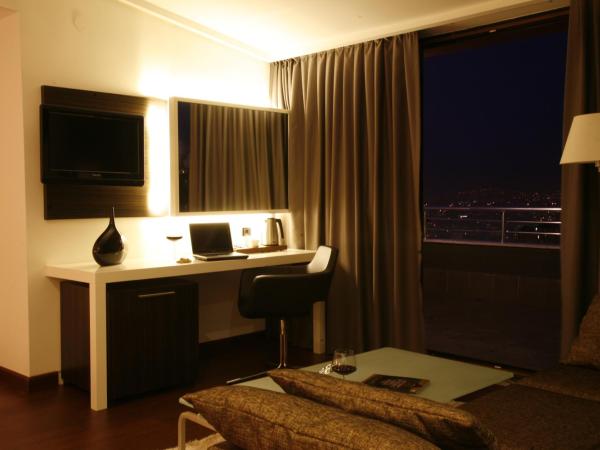 Hotel Samm Bistro Spa : photo 7 de la chambre chambre deluxe