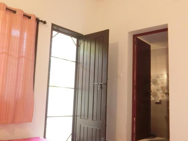 Kochill - Relax & Stay - : photo 2 de la chambre chambre lits jumeaux avec salle de bains