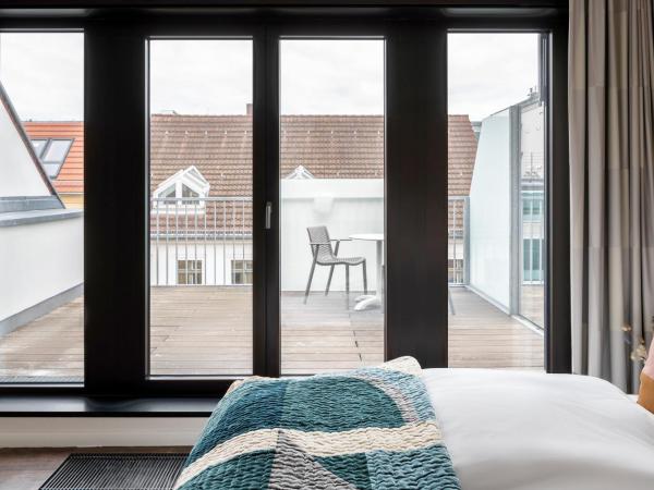 numa I Nook Rooms & Apartments : photo 1 de la chambre extra large studio with kitchen and balcony