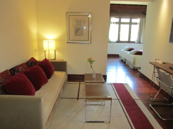 Parador de Granada : photo 3 de la chambre suite junior