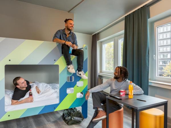 a&o Köln Hauptbahnhof : photo 1 de la chambre chambre quadruple