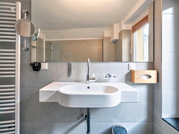 Design Hotel Wiegand : photo 5 de la chambre chambre double supérieure