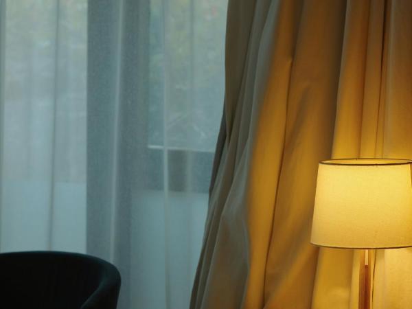 The Nook Hotel Hangzhou - A design hotel, Near subway : photo 5 de la chambre executive room with mountain view-free minibar and free daily afternoon tea