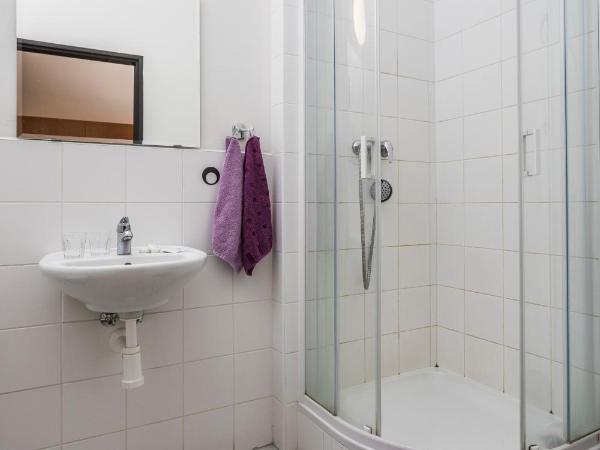 Hotel VP1 : photo 3 de la chambre chambre double ou lits jumeaux