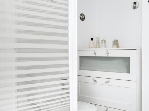 Emma's Guests House : photo 6 de la chambre chambre double deluxe avec balcon