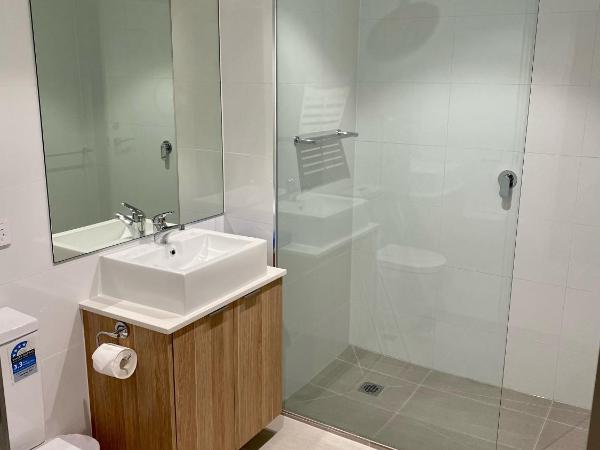 Quest on William : photo 6 de la chambre appartement 3 chambres