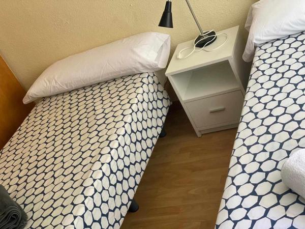 Residencia 12 OCTUBRE : photo 1 de la chambre chambre double