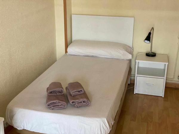 Residencia 12 OCTUBRE : photo 5 de la chambre chambre simple