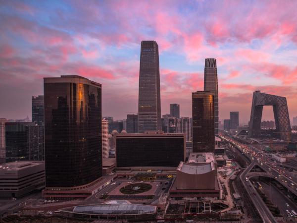 China World Summit Wing, Beijing : photo 9 de la chambre chambre lit king-size premier