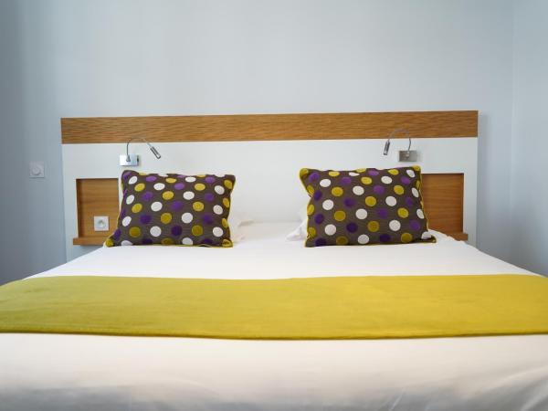 Hôtel de Perros, The Originals Boutique : photo 6 de la chambre chambre double avec kitchenette