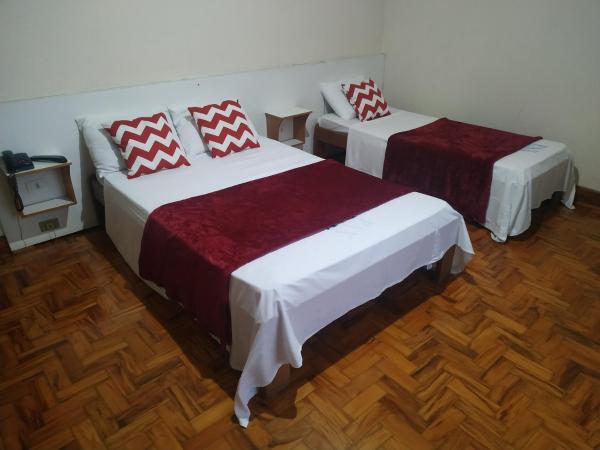 Pax Hotel , próximo da 25 de Março, Brás, Bom Retiro e República : photo 1 de la chambre chambre quadruple standard