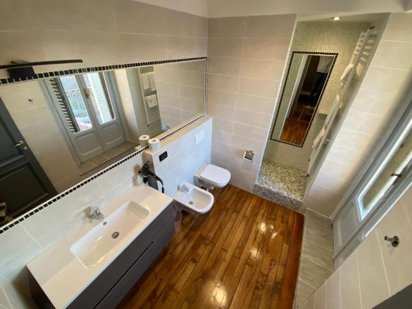 Artua'&Solferino : photo 2 de la chambre suite junior avec balcon