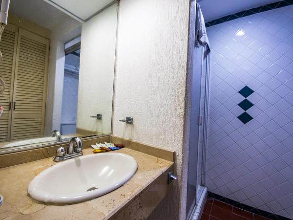 Hotel Candilejas Playa : photo 6 de la chambre chambre double standard avec 2 lits doubles