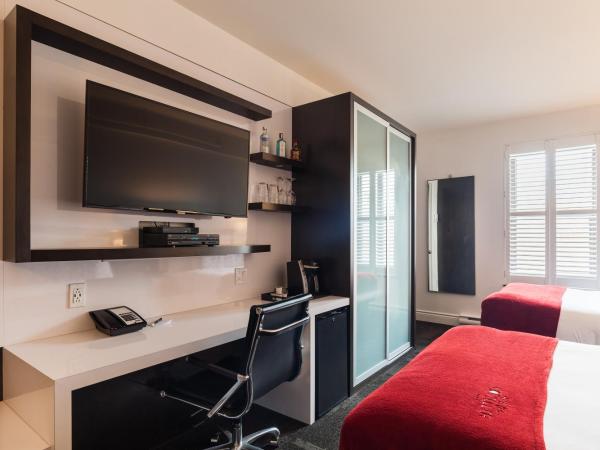 Hôtel des Coutellier : photo 2 de la chambre chambre double supérieure avec deux lits doubles