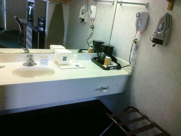 Econo Lodge Downtown South : photo 4 de la chambre chambre lit king-size - fumeurs