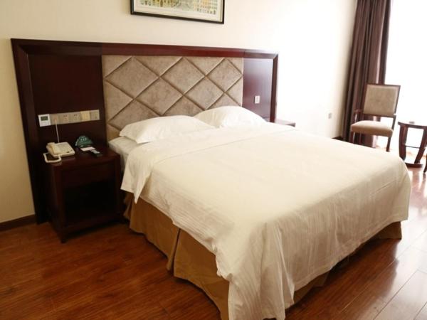 GreenTree Inn SiChuan Chengdu Airport Road Zhujiang Road Express Hotel : photo 3 de la chambre citoyens chinois continentaux - chambre lit queen-size de luxe