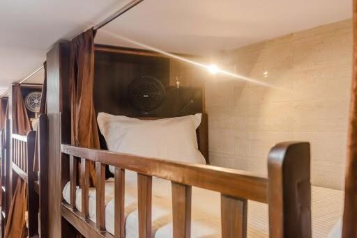 Awesome Dormitory Male Only : photo 2 de la chambre chambre simple avec salle de bains commune