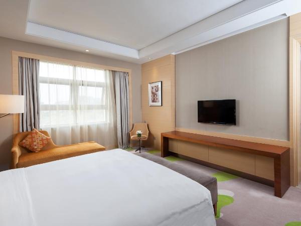 Holiday Inn Qingdao Expo, an IHG Hotel : photo 4 de la chambre one-bedroom suite lounge access