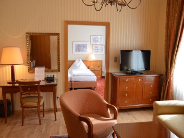 Hotel Jäger - family tradition since 1911 : photo 2 de la chambre suite