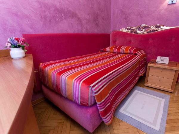 Hotel Europa : photo 2 de la chambre chambre simple