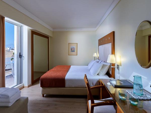 Atrion Hotel : photo 1 de la chambre chambre double supérieure avec balcon