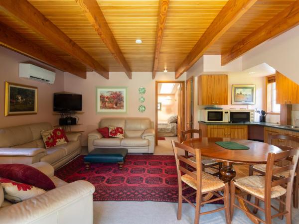 Trelawn Riverside Cottages : photo 10 de la chambre cottage standard