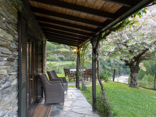 Trelawn Riverside Cottages : photo 7 de la chambre cottage standard