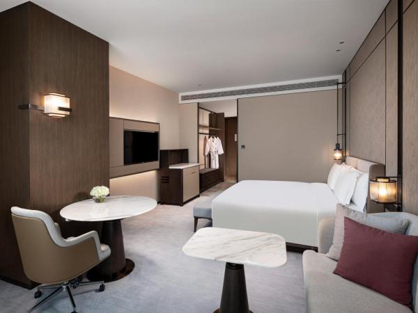 Crowne Plaza Shanghai Hongqiao, an IHG Hotel : photo 2 de la chambre chambre king standard avec vue sur ville