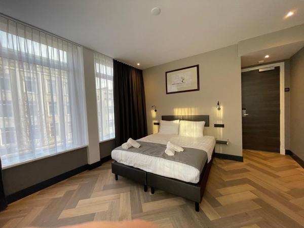 H3 Hotel Rotterdam City Center : photo 6 de la chambre grande chambre double 